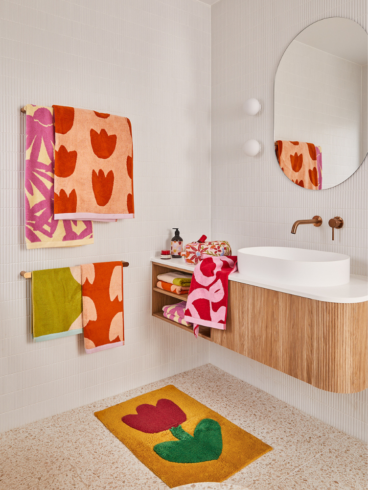 Tulip Bath Towel
