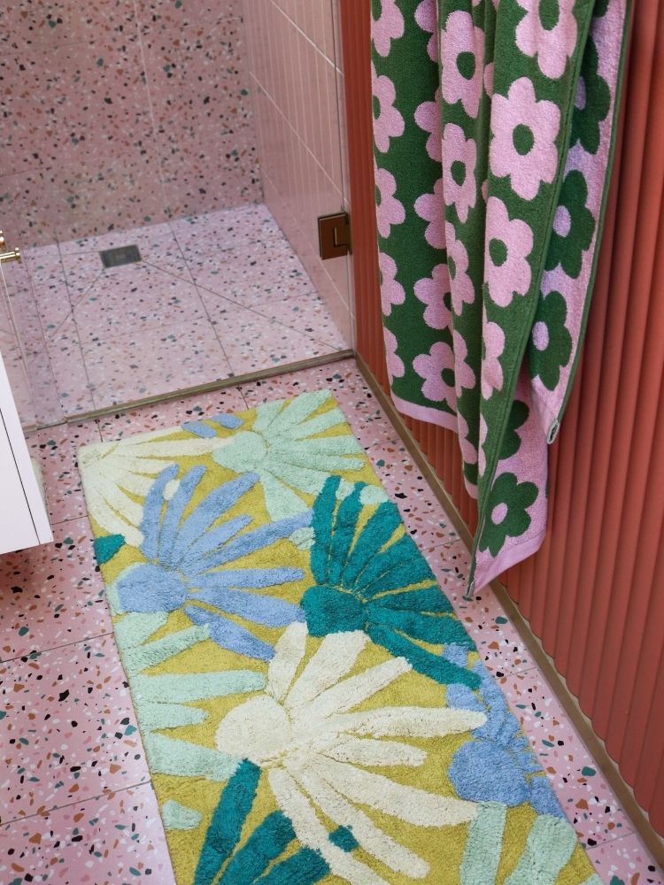 Margarita Bath Runner