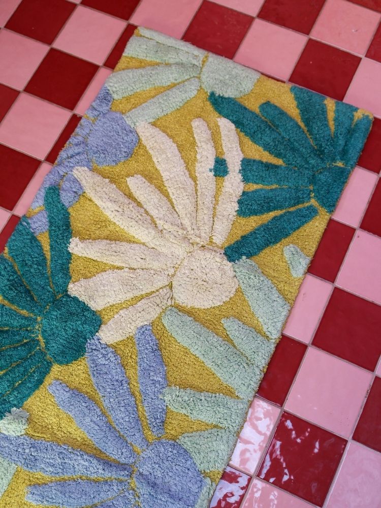 Margarita Bath Runner