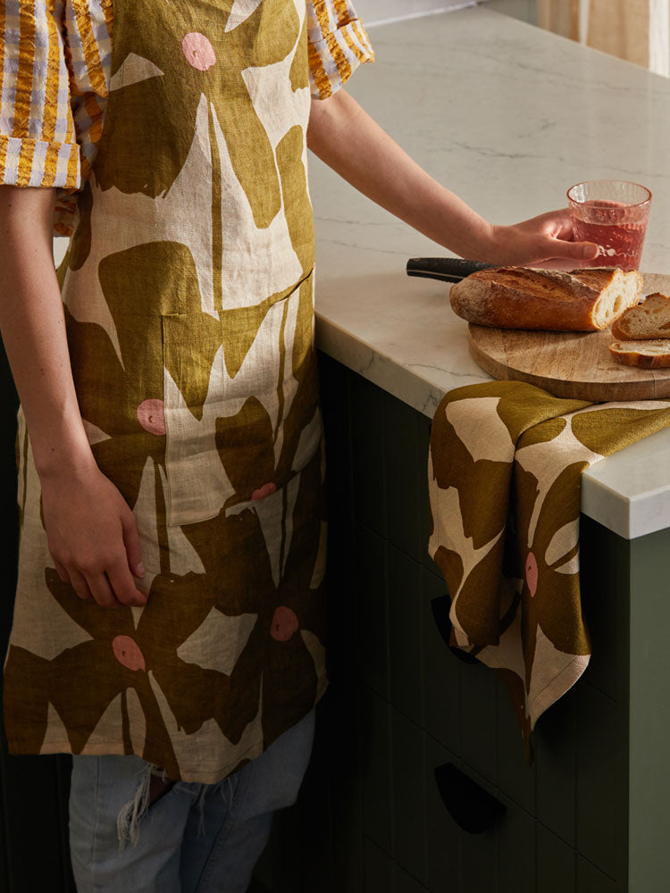 Olive Poppy Napkin Set by Mosey Me