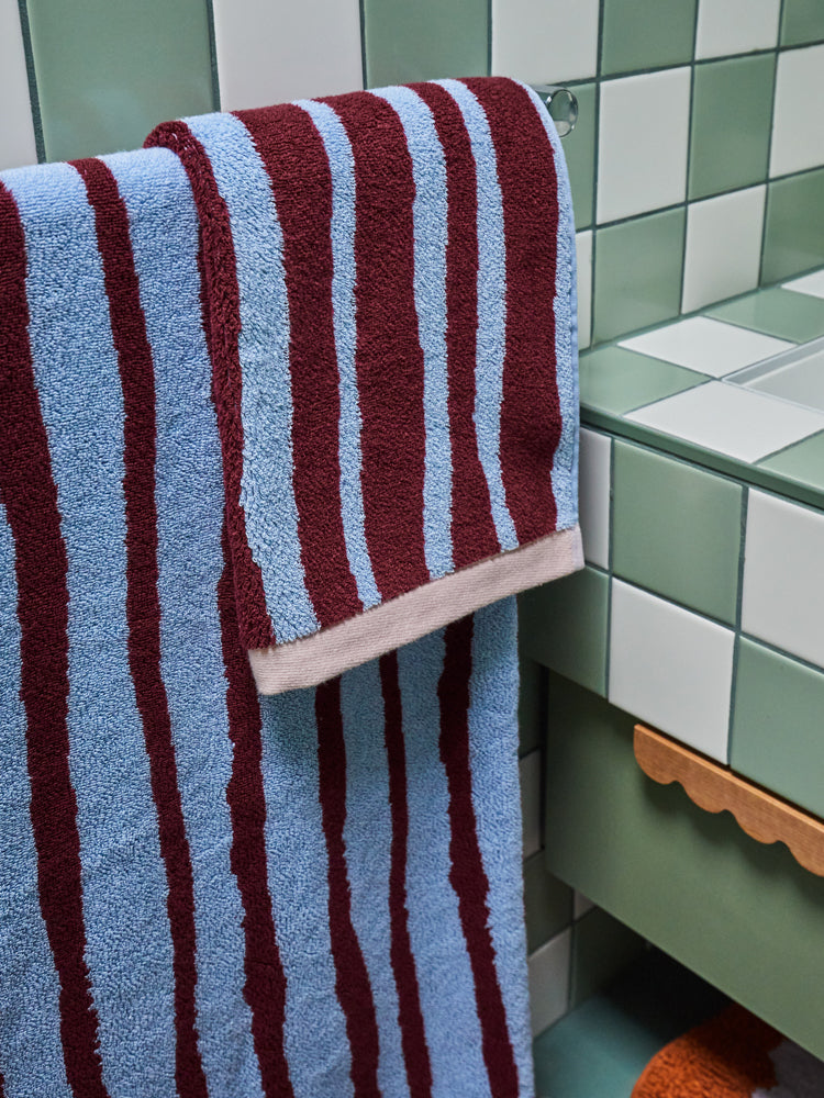 Strokes Bath Towel