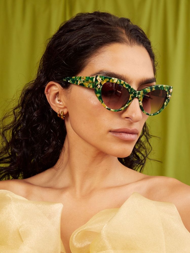 MAUDE X Mosey Me Ziggy Sunglasses in Emerald