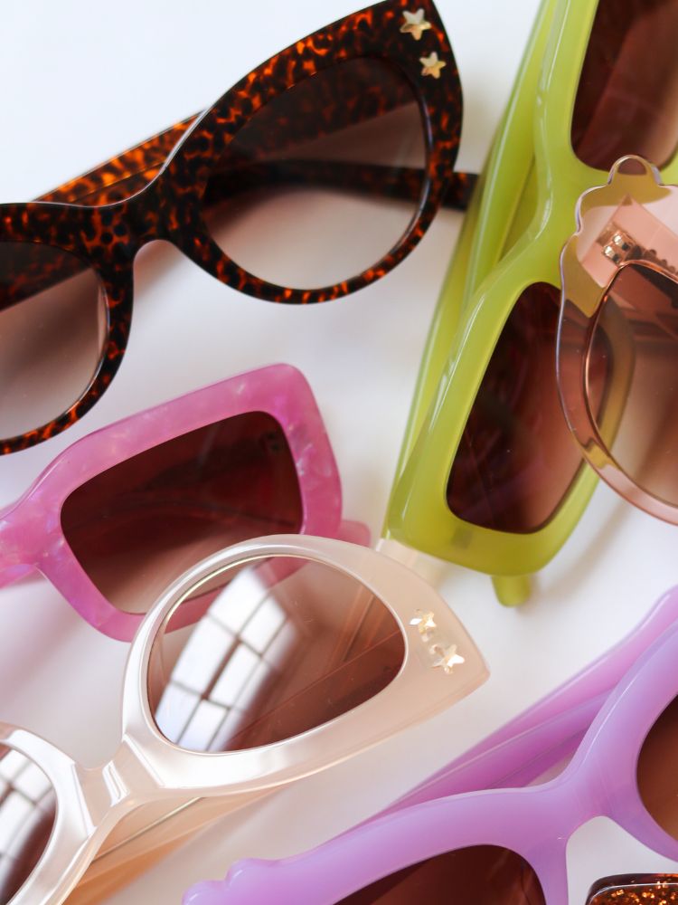 MAUDE X Mosey Me Ziggy Sunglasses in Tortoise