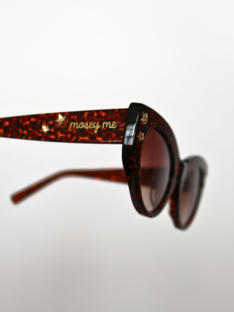 MAUDE X Mosey Me Ziggy Sunglasses in Tortoise