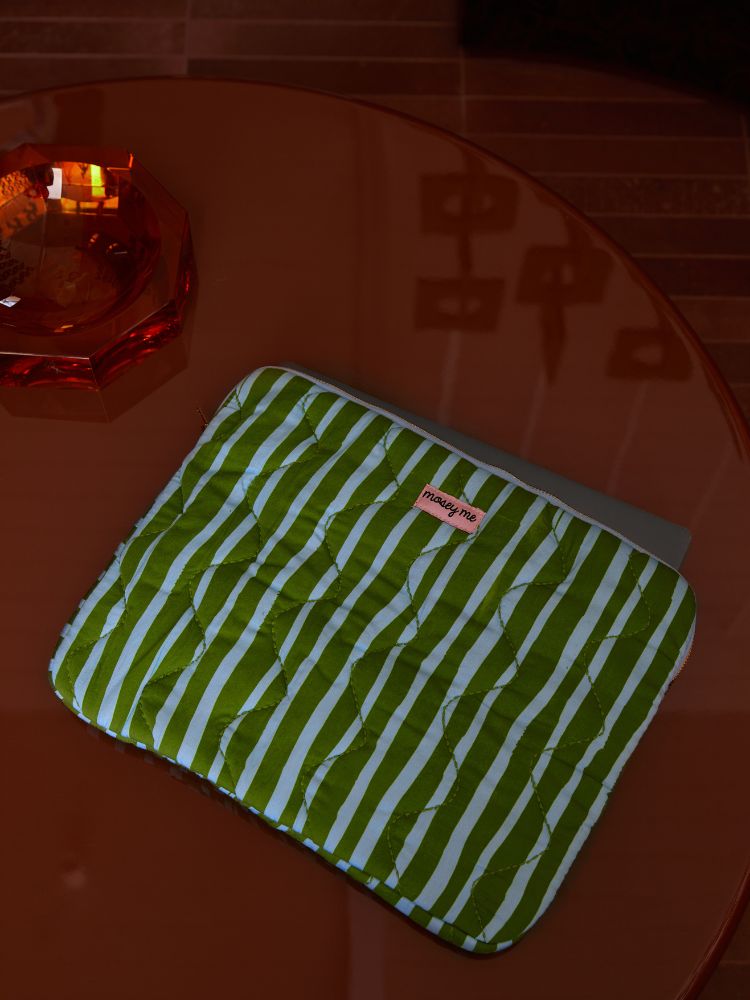 Strokes Laptop Case - Forest