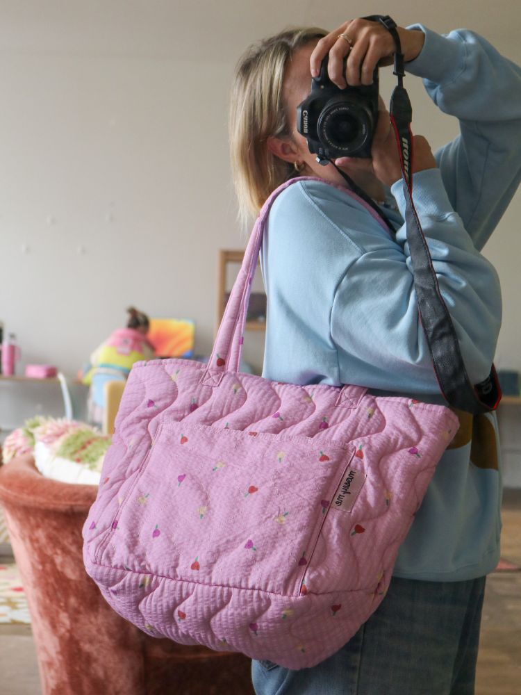 Forget Me Not Quilted Bag in Peony