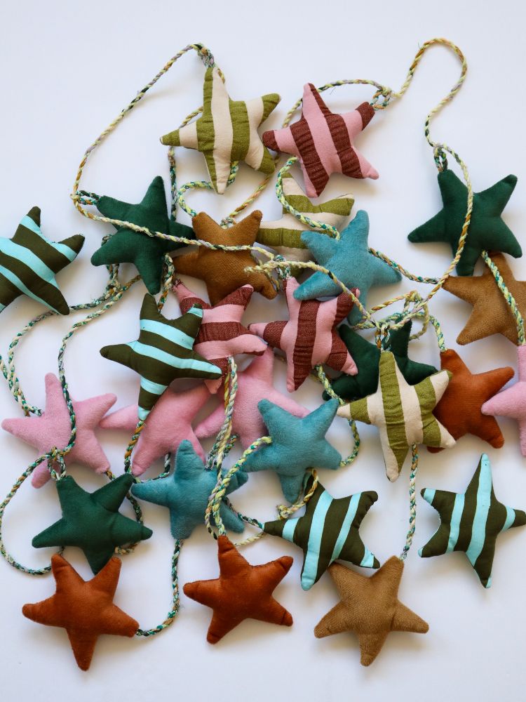 Star Bunting