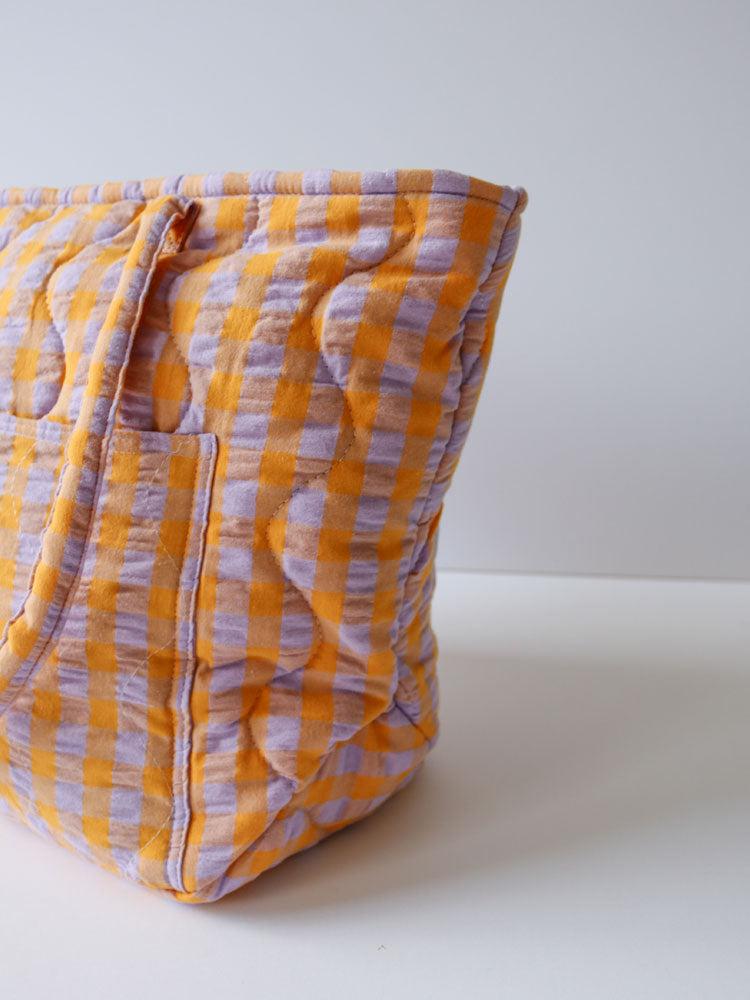Kumquat Bloom Seersucker Quilted Bag