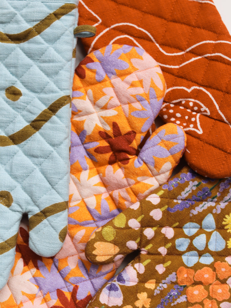 Whitewash Oven Mitt  by Mosey Me