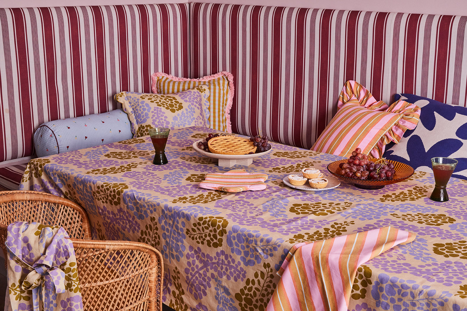 Sunrise Stripe Napkin Set