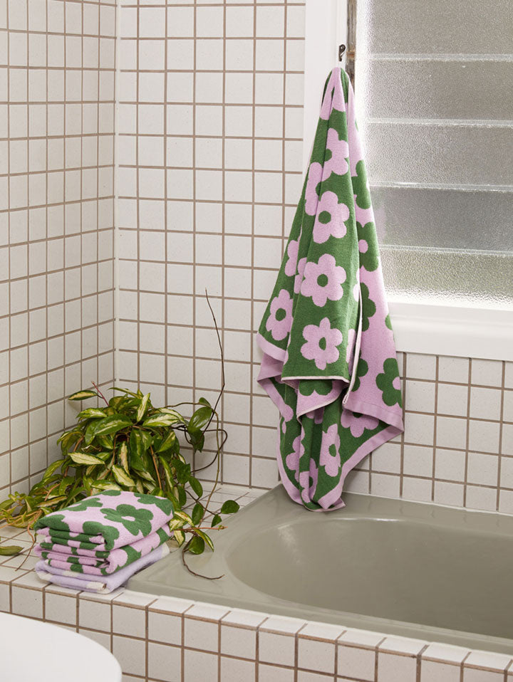 Mosey Me Cotton Retro Flower Bath Towel 