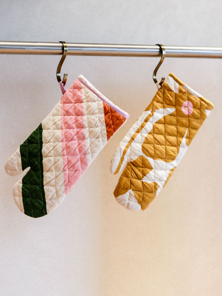 Mosey Me Linen Floral Oven Mitt