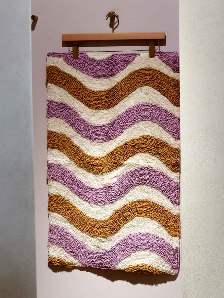 Mosey Me Cotton Tufted Wiggle Bath Mat